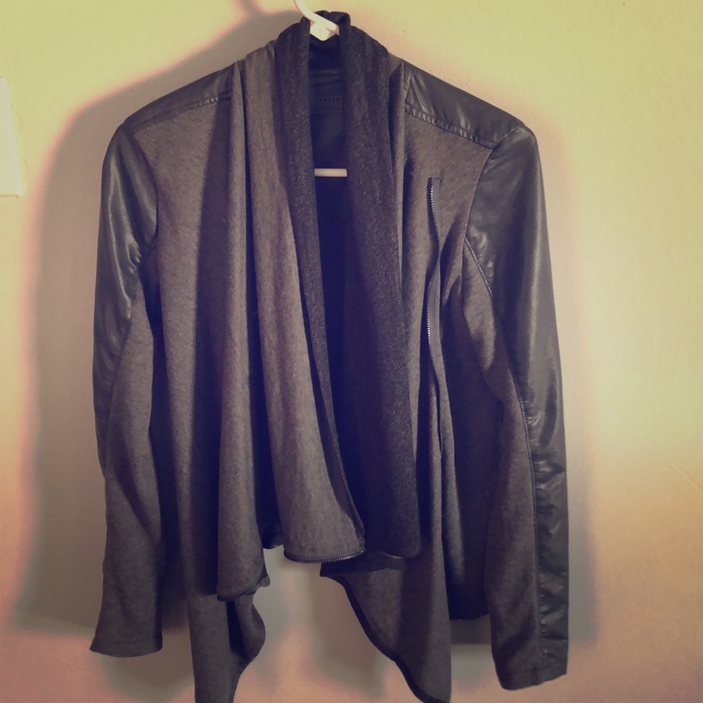 South Moon Under- gray cardigan